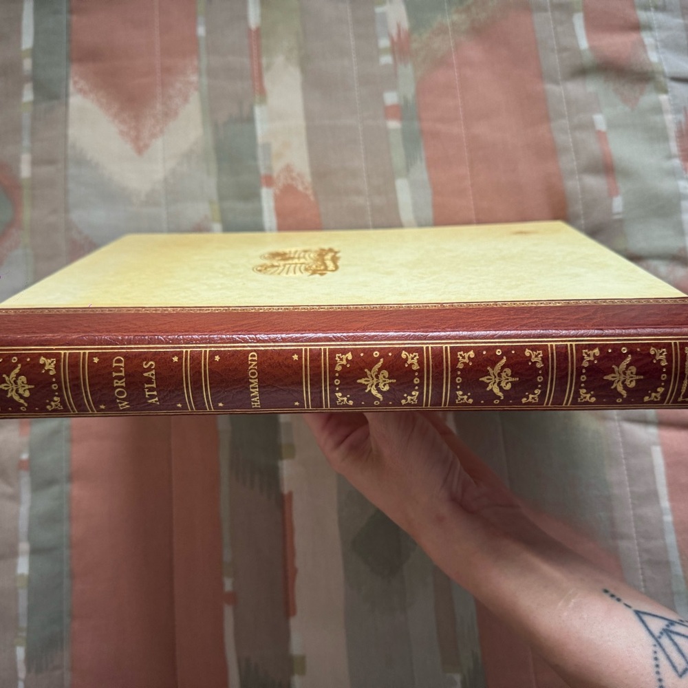 Hammond vintage World Atlas   -   Brown and Cream Leather Journal
